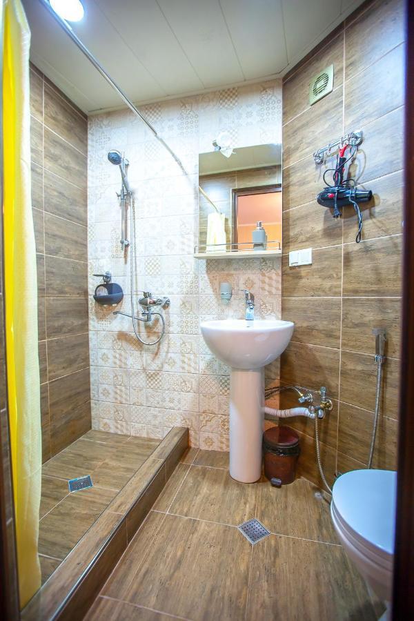 Apartment On L.Meskhishvili Turn Tbilisi Exterior foto